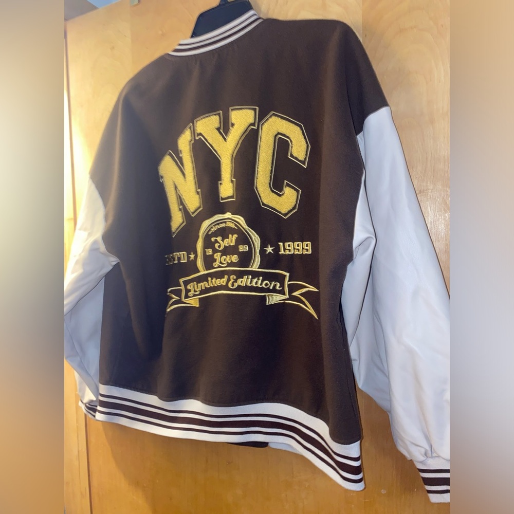 VINE AND VALLEY Brown/Tan & Gold Lined NYC LIMITED EDITION Varsity Jacket - Picture 5 of 6